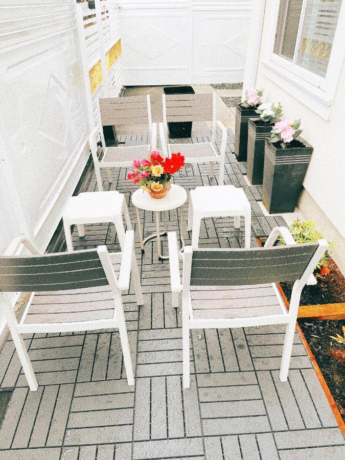 Entire New Cozy And Modern 2-Storey House แวนคูเวอร์ ภายนอก รูปภาพ